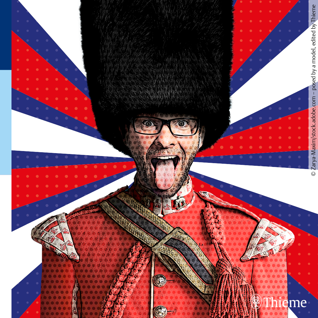 Ein britischer Polizist mit Bärenfellmütze streckt die Zunge heraus. Im Hintergrund sind die Farben des Union Jack strahlenmäßig angeordnet.